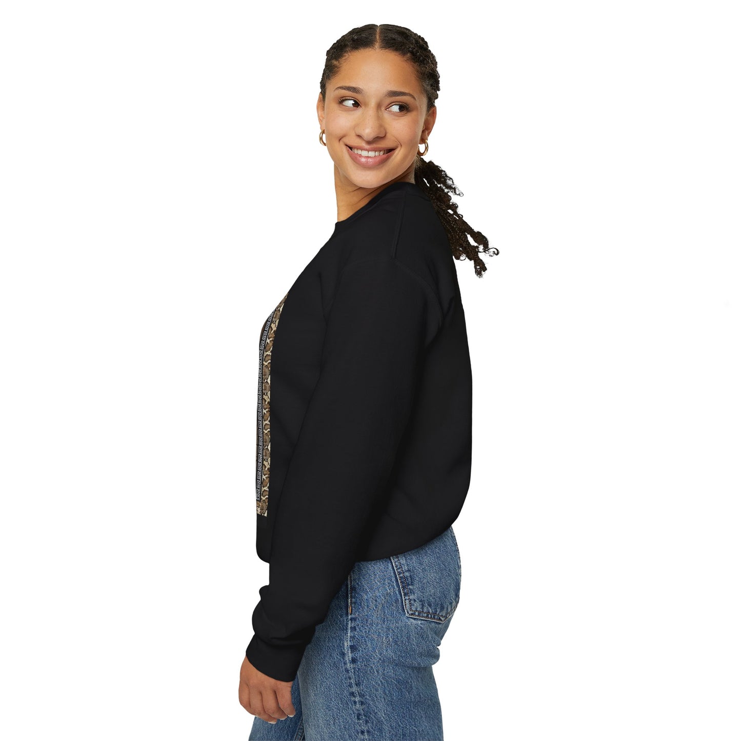 0. Women's Sweatshirt - Heavy Blend™ Crewneck Sweatshirt