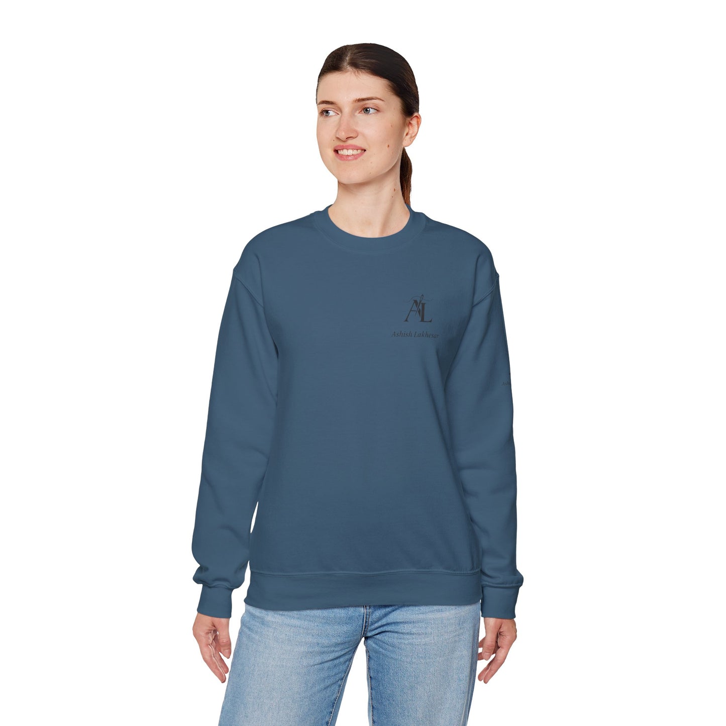 Minimalist Women's Sweatshirt - All-Day Comfort Style