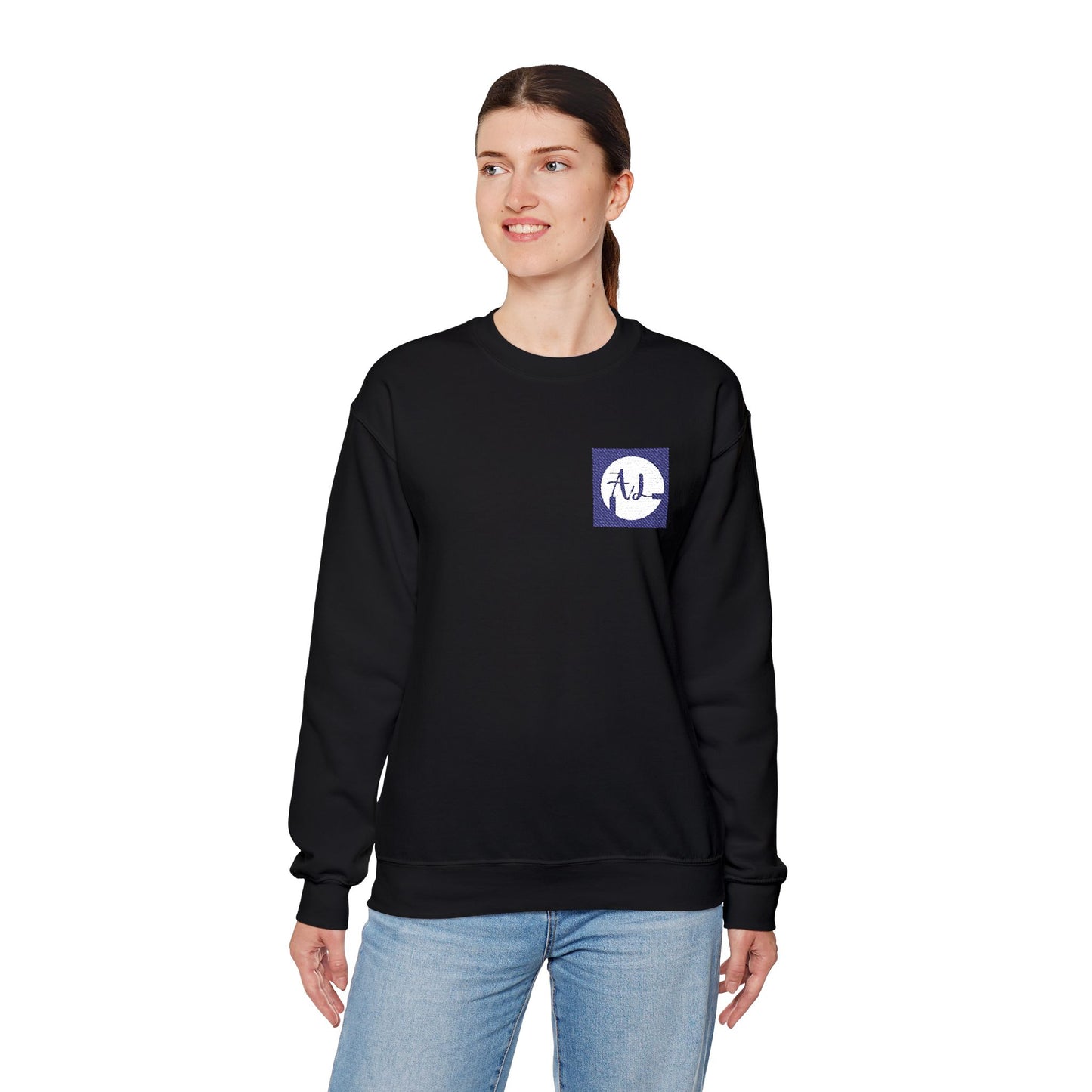 0. Women Sweatshirt Heavy Blend Crewneck